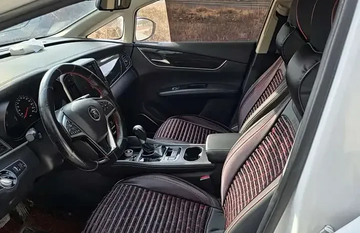 
								Song MAX 2026 1.5T automatic smart connected luxury model 7 seats full									
