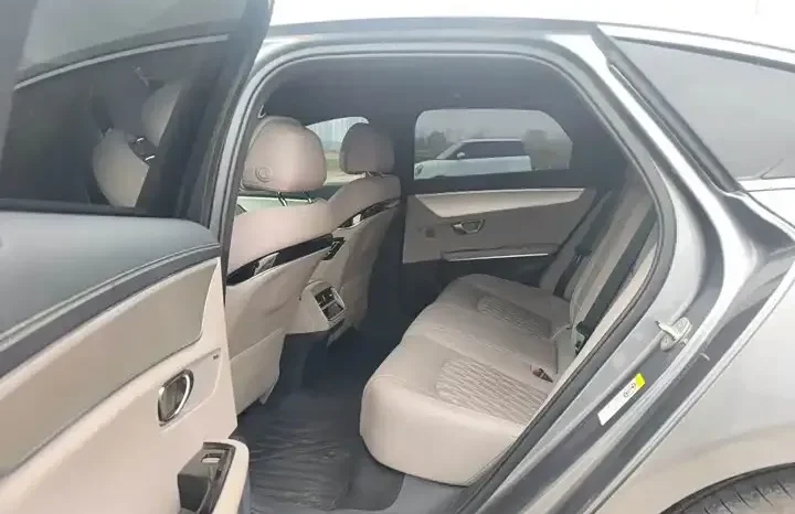 
								Han 2026 EV Honor Edition 605KM full									