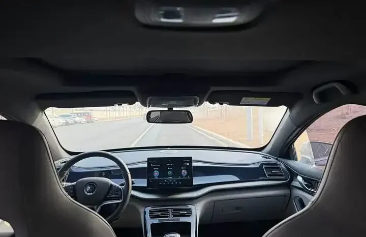 
								Qin PLUS 2021 EV 500KM premium model full									