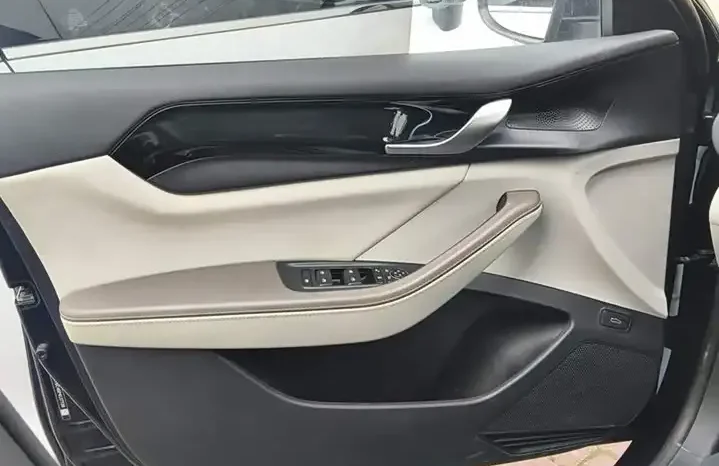 
								Qin PLUS 2026 Champion Edition DM-i 55KM Leading Model full									