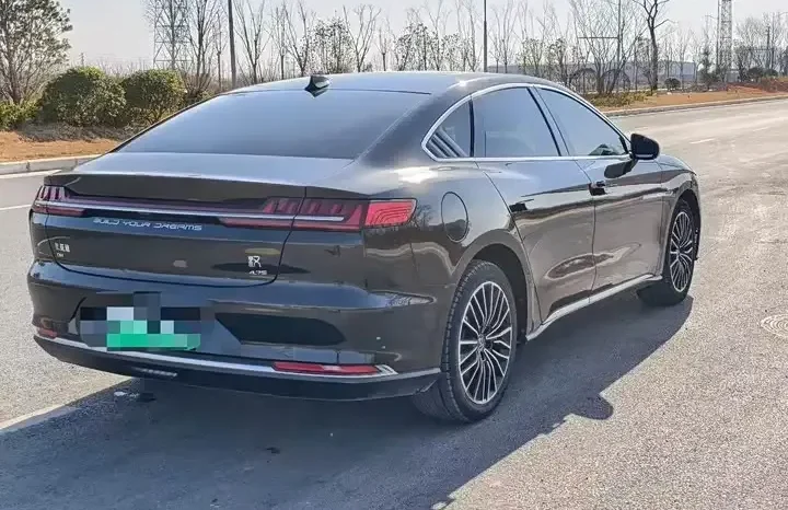 
								Han 2026 DM four-wheel drive performance version luxury model full									