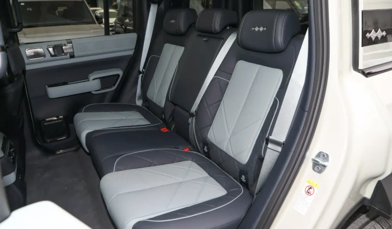 
								Fangchengbao Bao 5 (BYD Leopard 5) full									