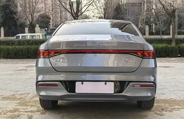 
								Qin PLUS 2026 EV 400KM luxury model full									