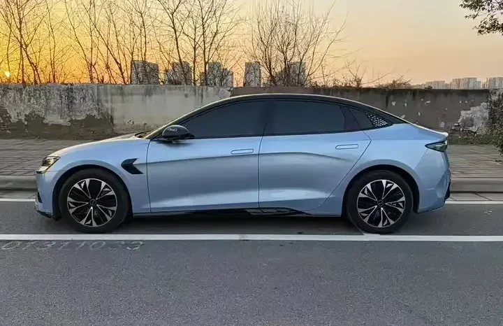 
								Seal 2026 550km standard range rear drive version premium model full									