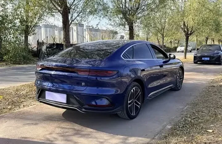 
								Han 2026 EV Champion Edition 605KM front-wheel drive premium model full									