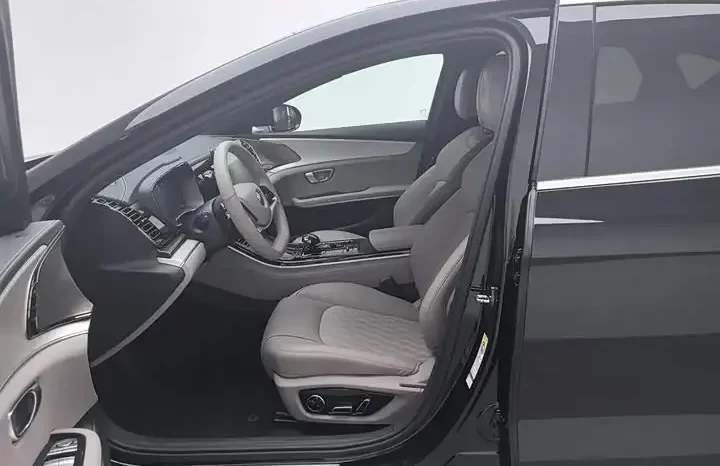 
								Han 2026 DM-i Smart Driving Edition 125KM Elite Type full									