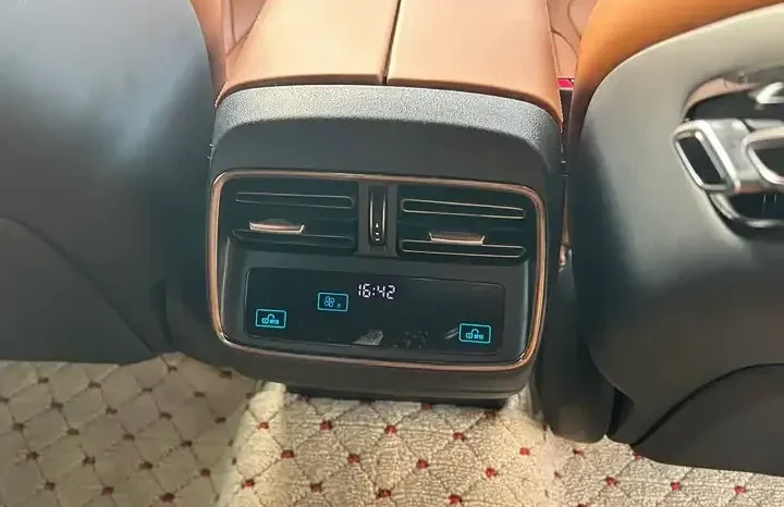 
								Han 2026 EV Genesis Edition 610KM four-wheel drive exclusive model full									