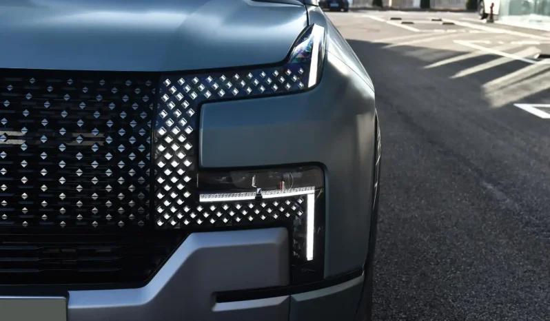 
								BYD Yangwang U8 full									