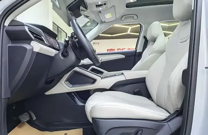 
								Yuan UP 2026 smart driving version 401KM transcendent type full									