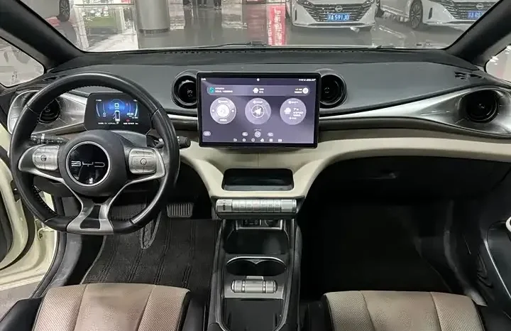 
								Dolphin 2026 Honor Edition 420km Free Edition full									