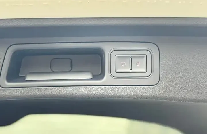 
								Han 2026 DM-i 125KM Honor Type full									