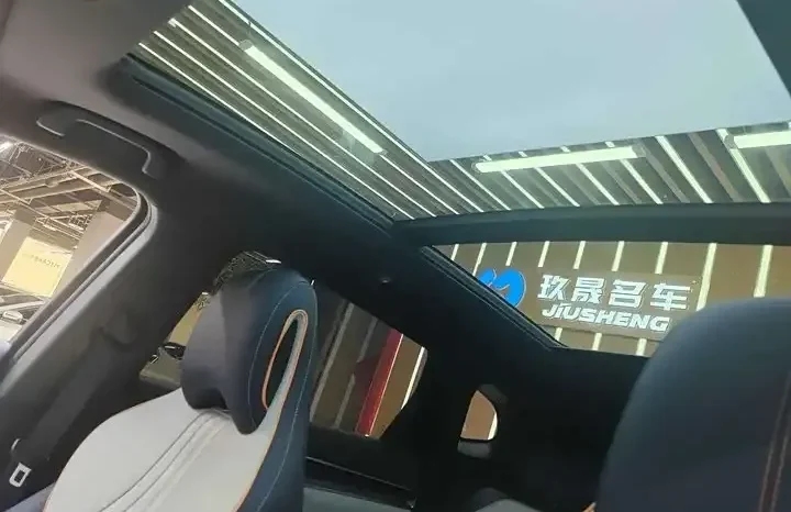 
								Song PLUS New Energy 2026 Champion Edition EV 605KM Flagship PLUS full									