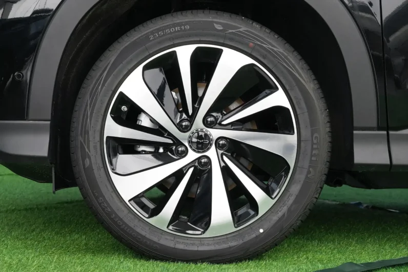 
								BYD Song PLUS EV full									