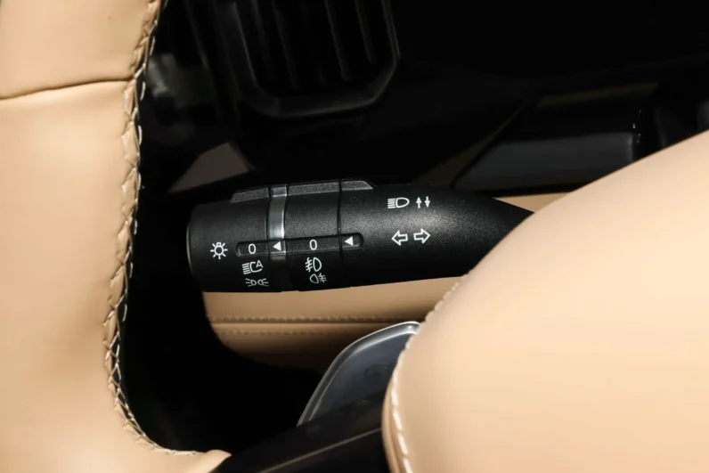 
								Fangchengbao Bao 8 full									