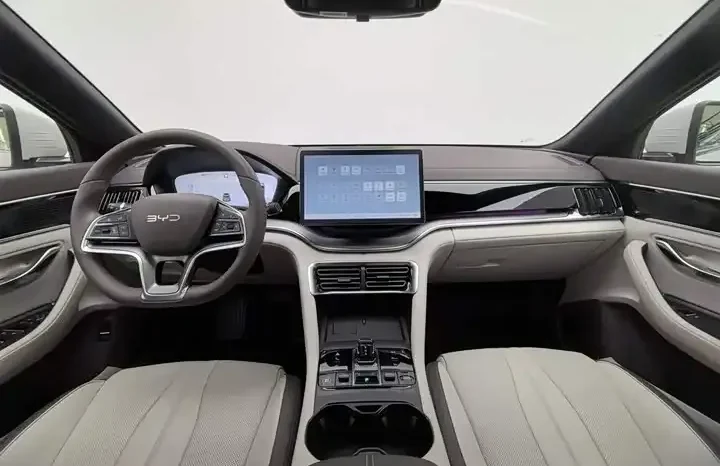 
								Song PLUS New Energy 2026 DM-i 112KM Honor Type full									