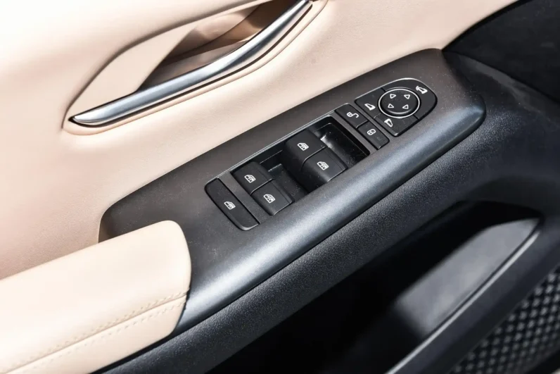 
								BYD Song Pro DM full									