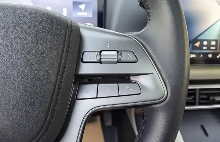 
								Yuan UP 2026 smart driving version 401KM transcendent type full									