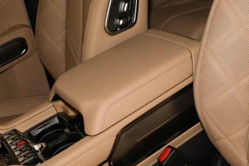 
								Fangchengbao Bao 8 full									