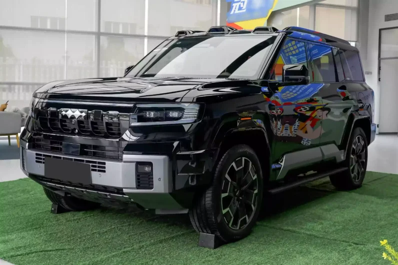 
								Fangchengbao Bao 8 full									