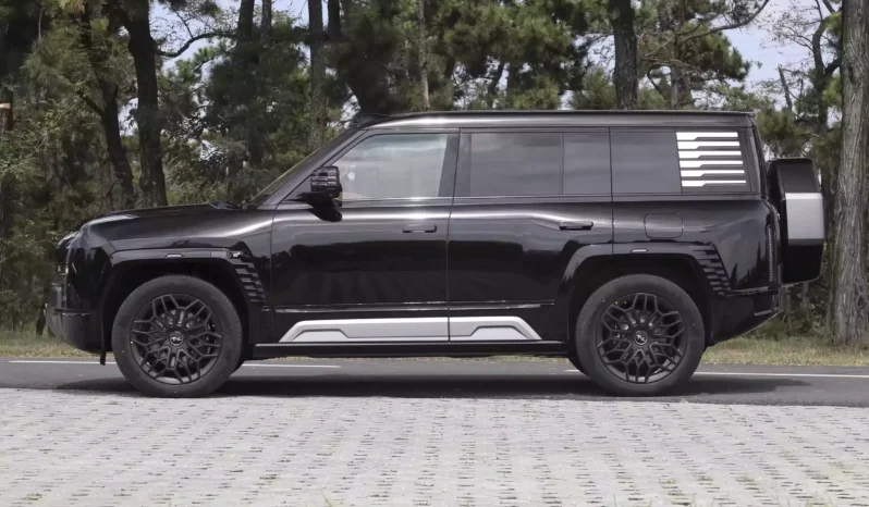 
								BYD Yangwang U8 full									