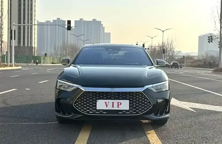 
								Han 2026 DM-i Honor Edition 121KM Premium Type full									