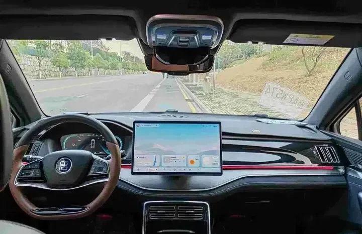 
								Tang New Energy 2026 DM-i 112KM Honor Type full									