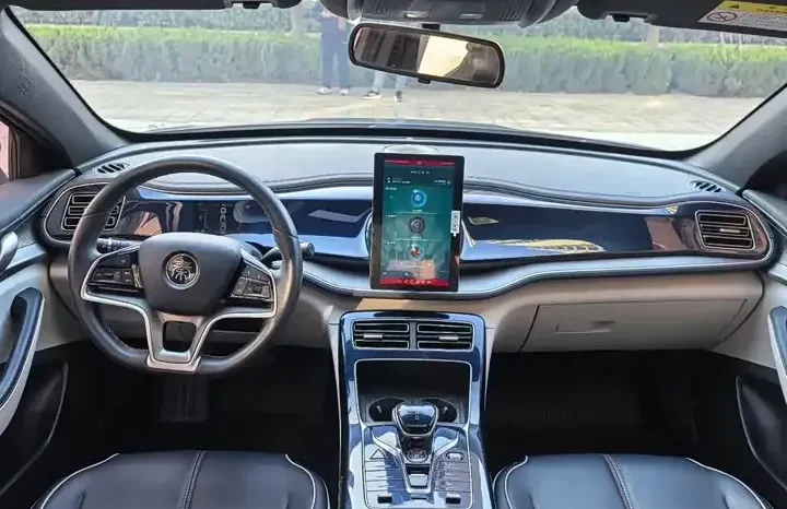 
								Qin PLUS 2026 EV 400KM luxury model full									