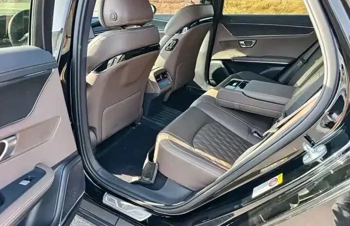 
								Han 2026 DM four-wheel drive performance version luxury model full									