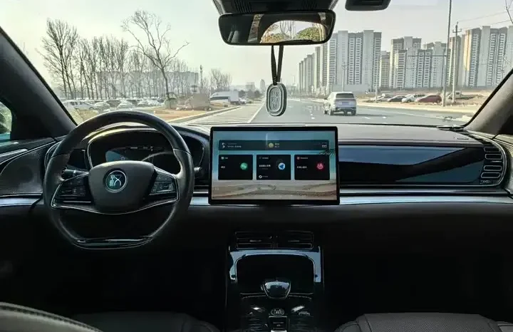 
								Han 2026 EV Genesis Edition 715KM front-wheel drive premium type full									