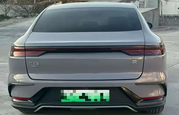 
								Han 2026 DM-i 125KM Honor Type full									