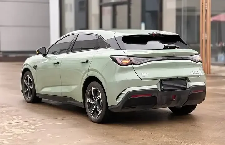 
								Seal 06 GT 2026 Smart Driving Edition 605 Heat Wave Edition full									