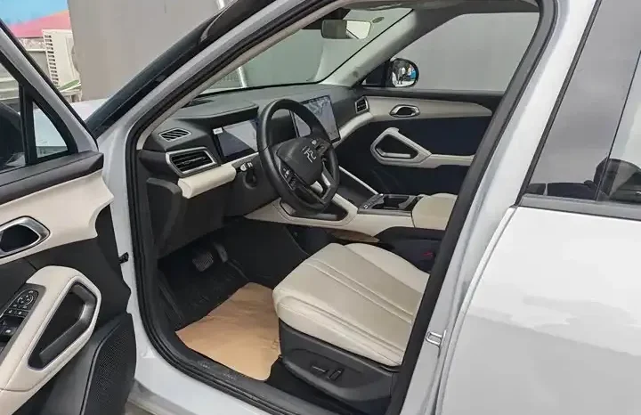 
								Yuan UP 2026 smart driving version 401KM transcendent type full									