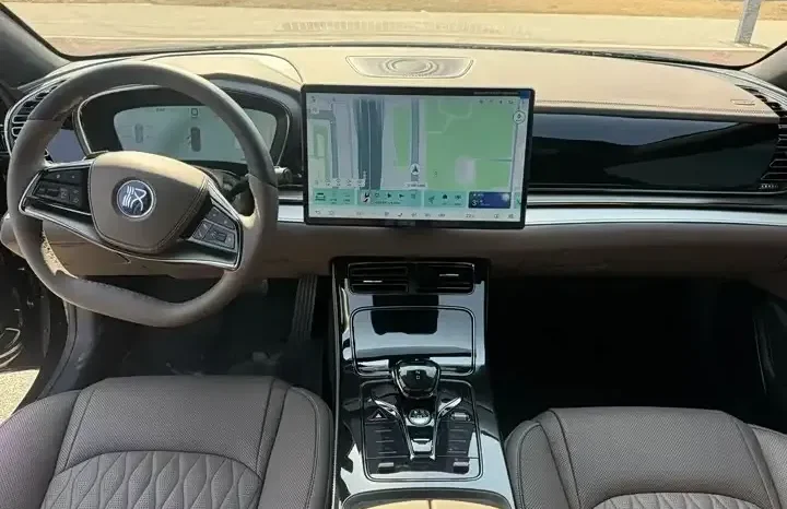 
								Han 2026 EV Smart Driving Edition 605KM Premium Type full									