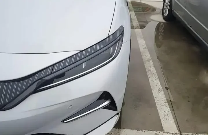 
								Song L EV 2026 Smart Driving Edition 662km LiDAR Excellence Type full									